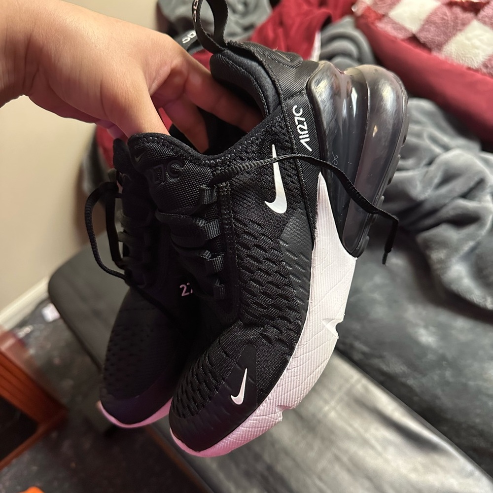 Nike Women's Black and White Air Max Sneakers